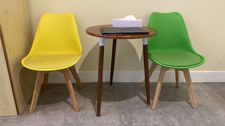 グランドセントラルサービスドアパートメンツ テーブル＆チェア