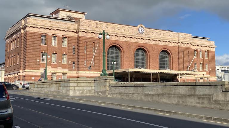 グランド セントラル サービスド アパートメンツ