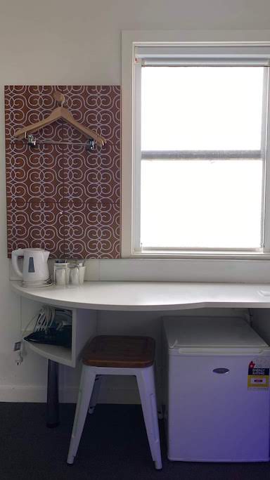 ブレイクフリークライストチャーチ テーブル＆窓