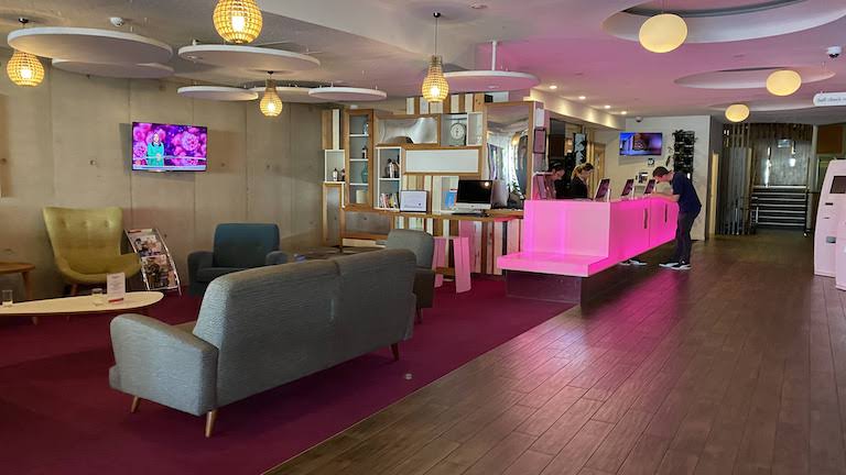 ブレイクフリークライストチャーチ ロビー