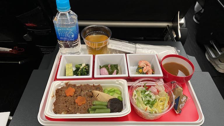 JAL国際線プレミアムエコノミー 機内食