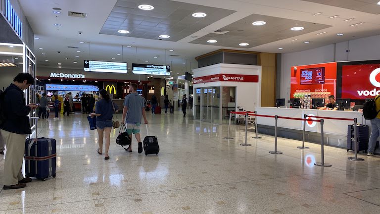 シドニー空港 到着ロビー