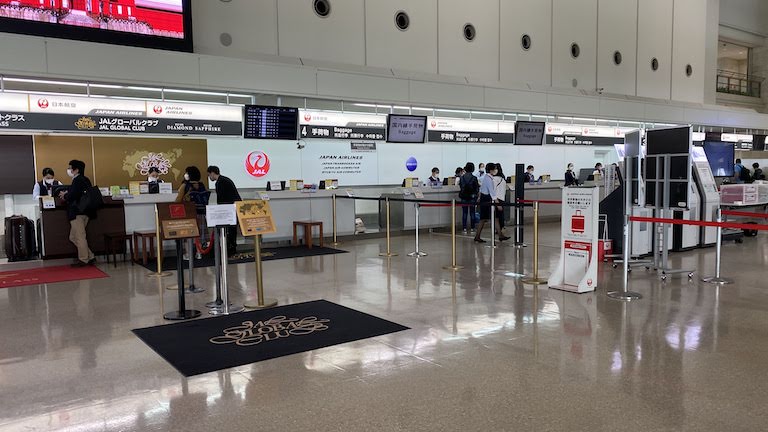 那覇空港 JALチェックインカウンター
