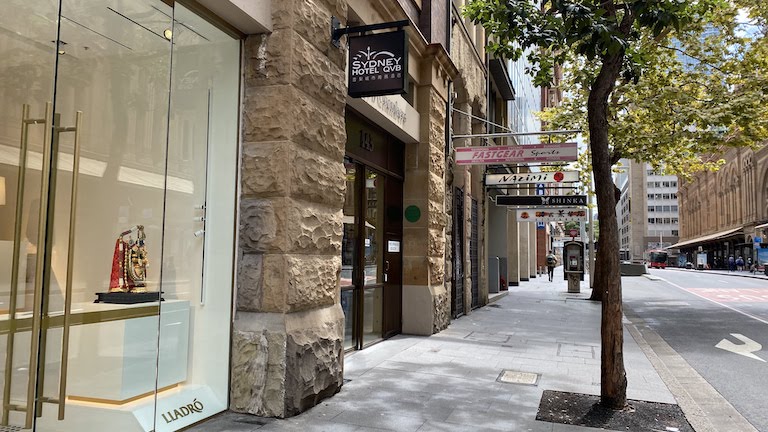 SYDNEY HOTEL QVB