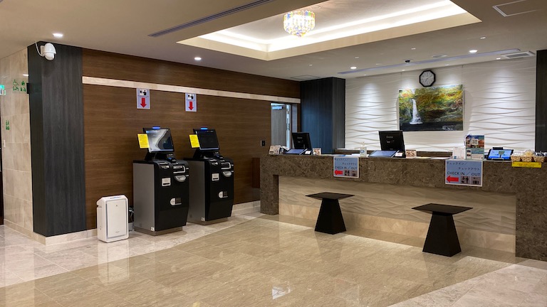 ホテルランタナ フロント