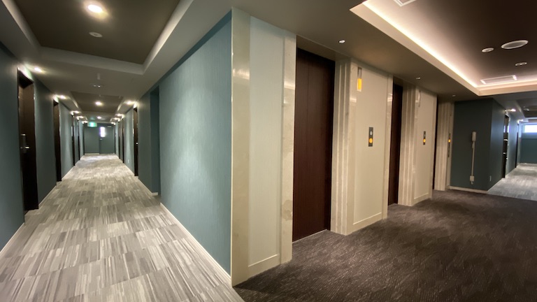 ホテルランタナ エレベーターホール＆廊下